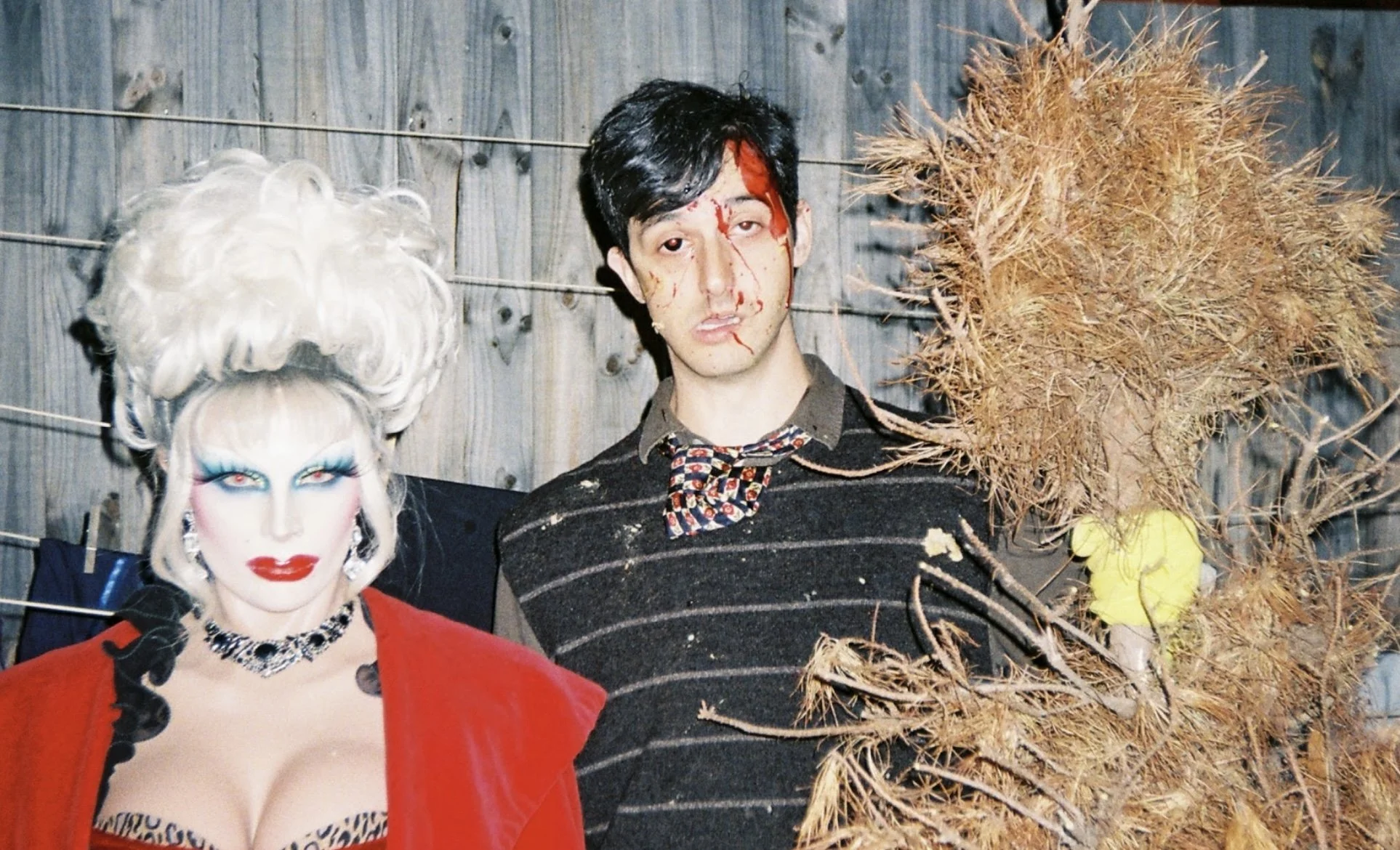 'Christmas In The Room' BTS