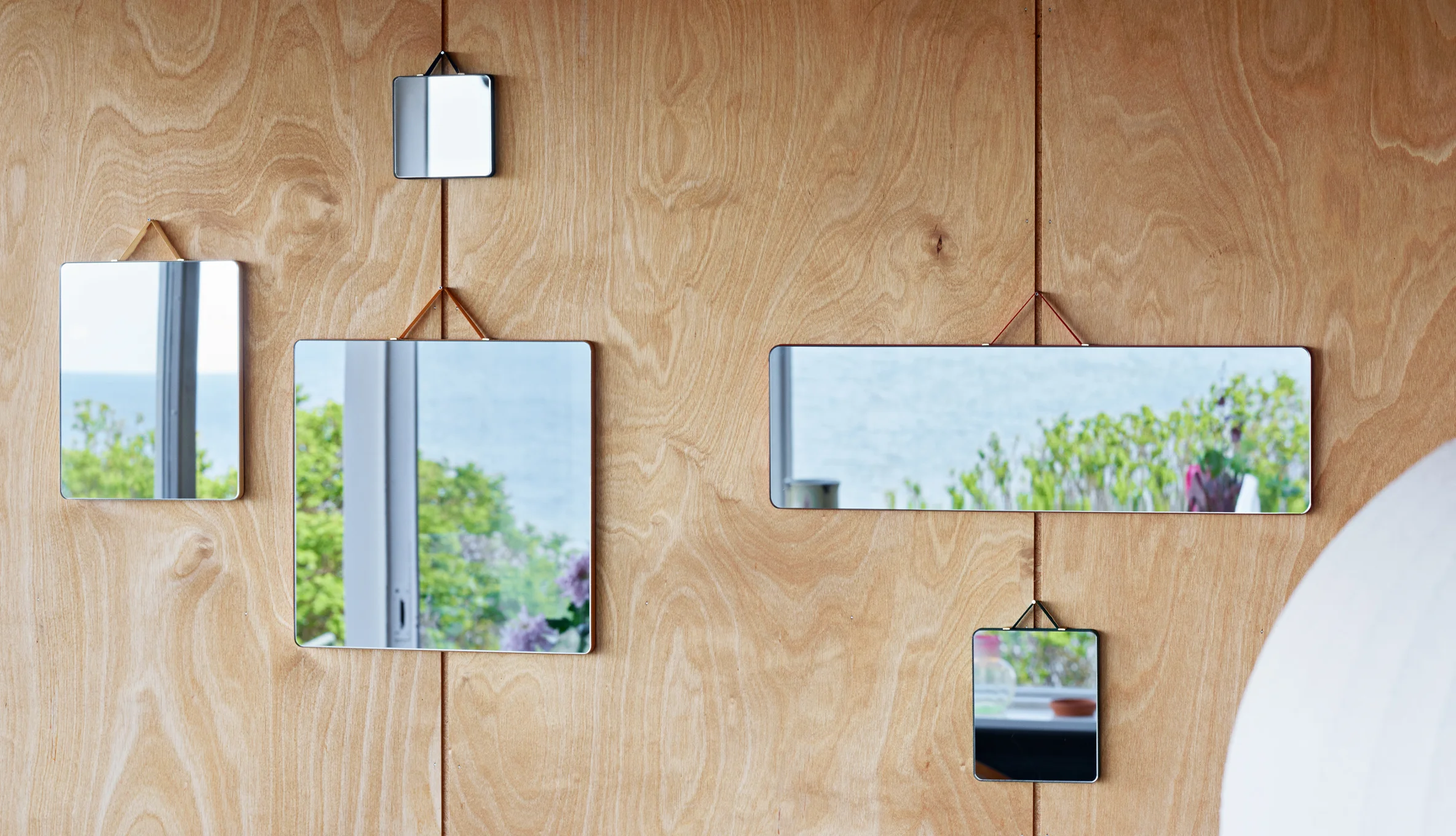 hay mirror