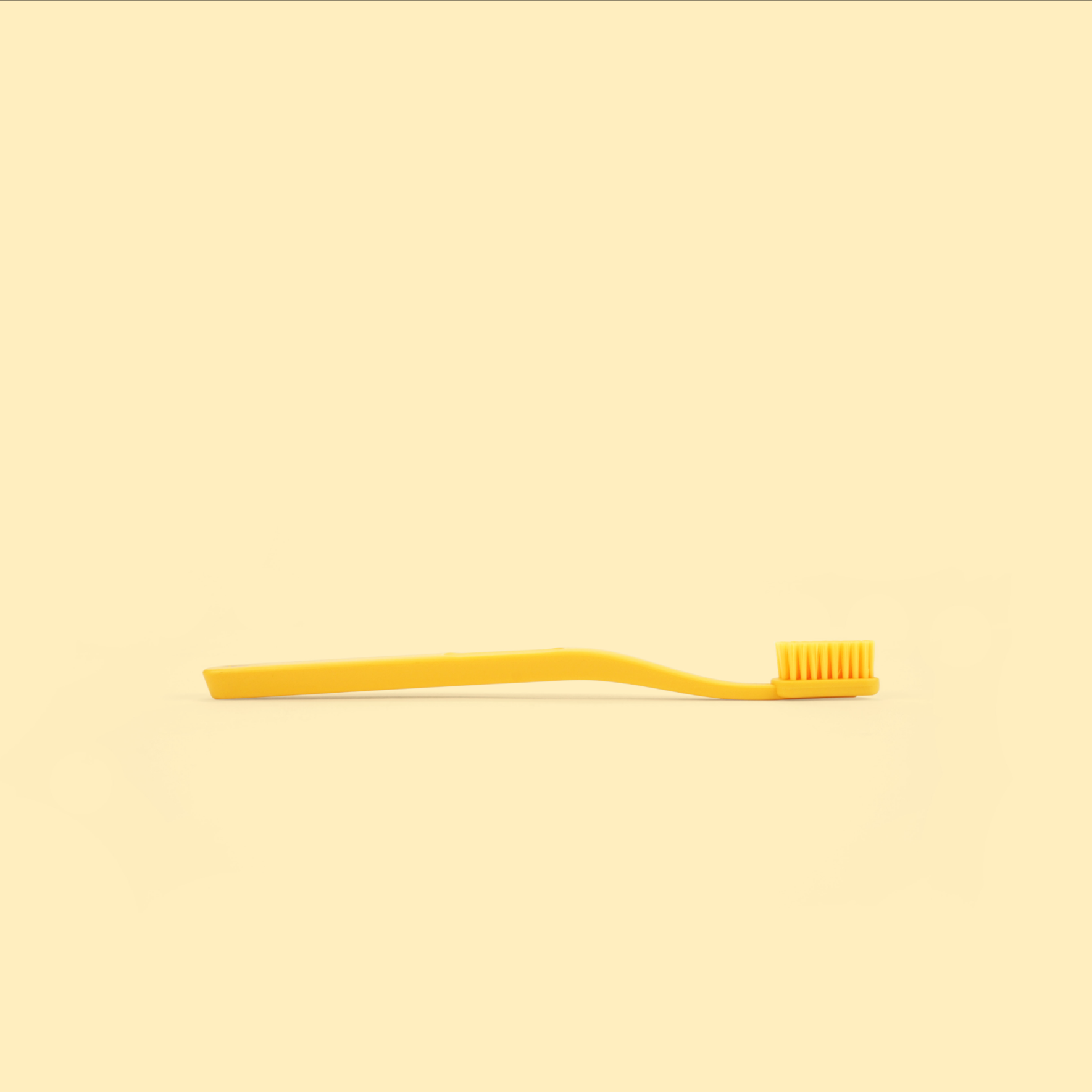 unun_hay_tann_warm-yellow_1.png