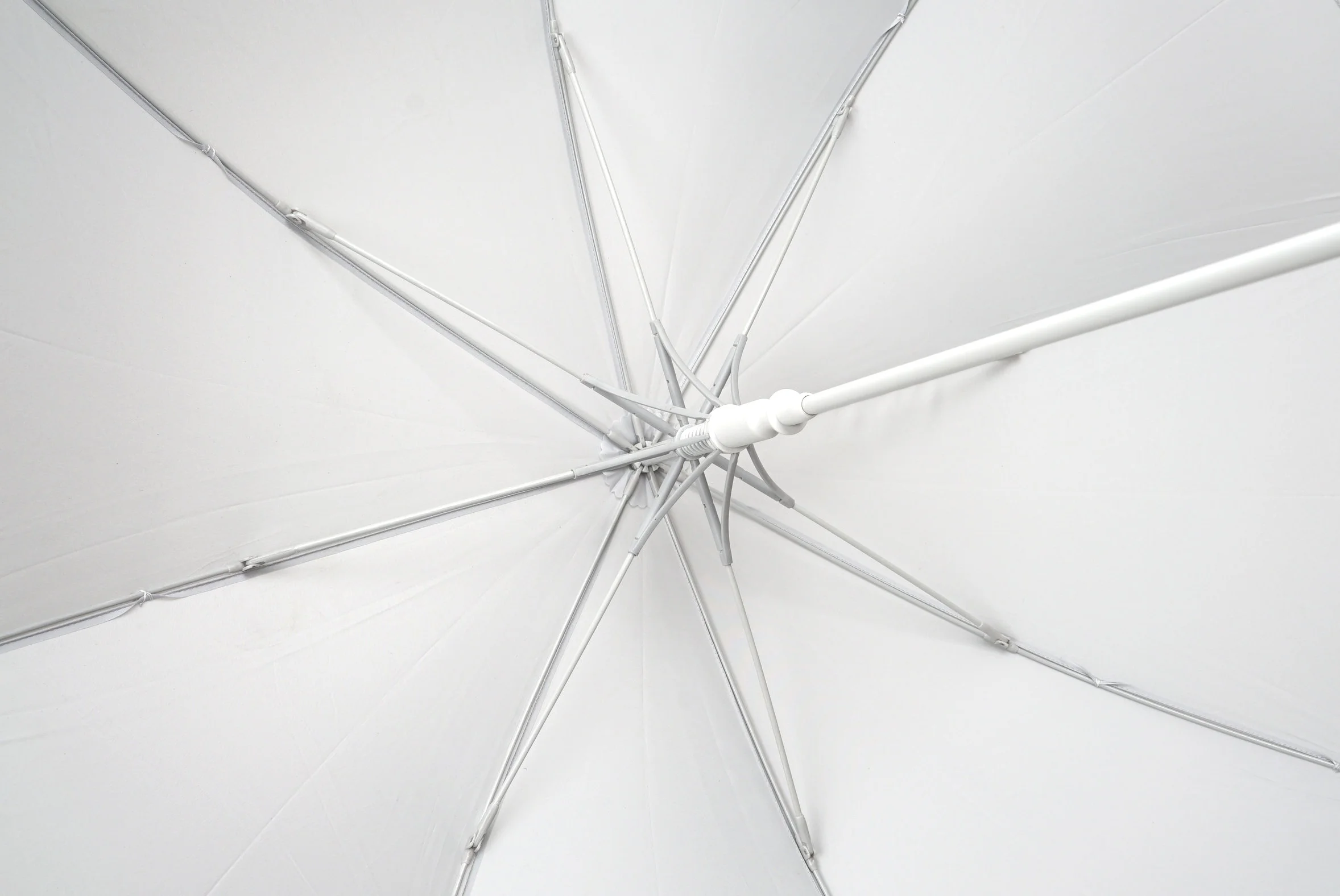 unun_Mono-Umbrella-light-grey_inner.jpg