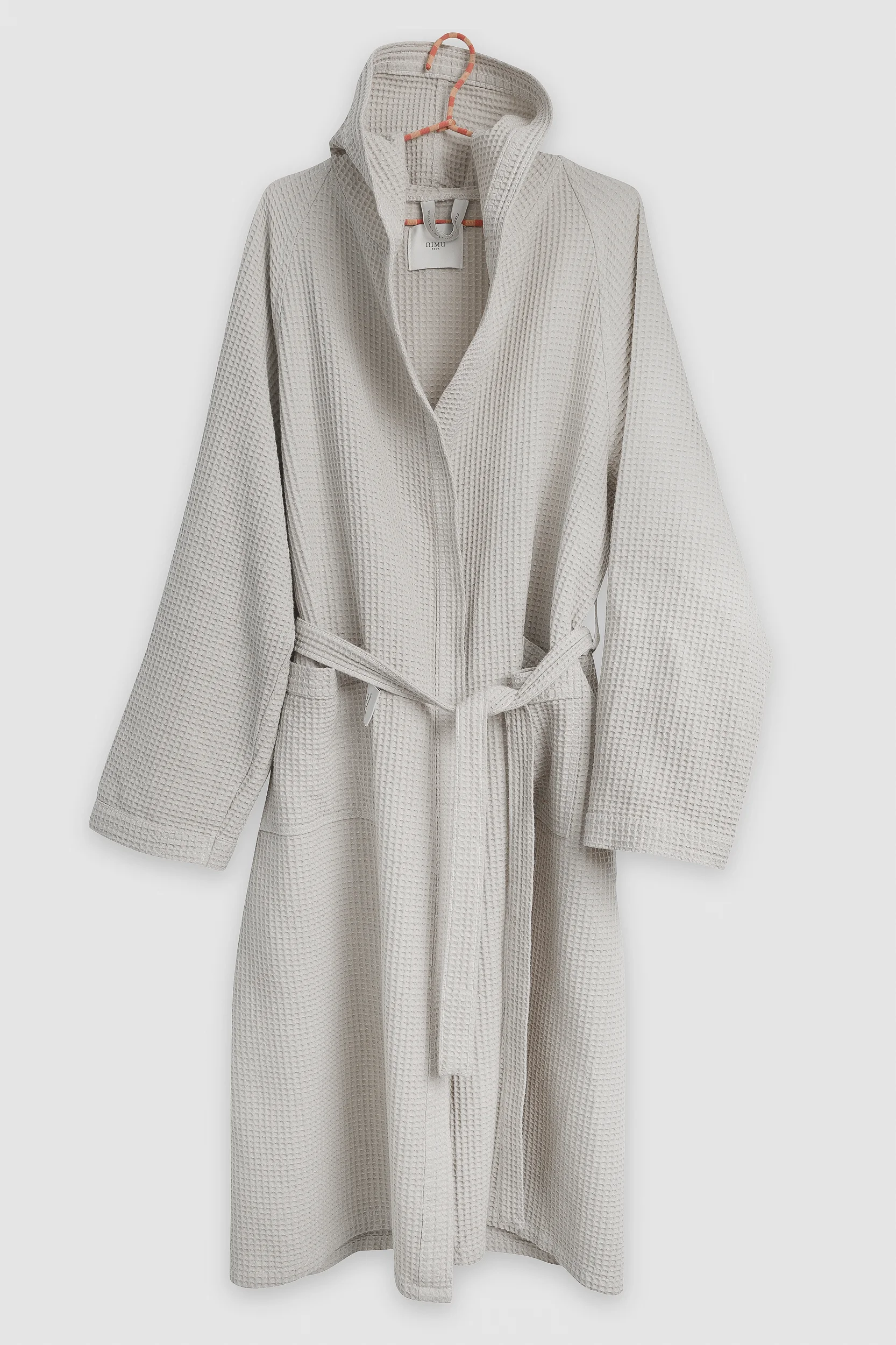nimu-roma-bathrobe-aegeria-hood-nidodape-waffle-nidedabeille-extended-stone-roma-italy.jpg.jpg