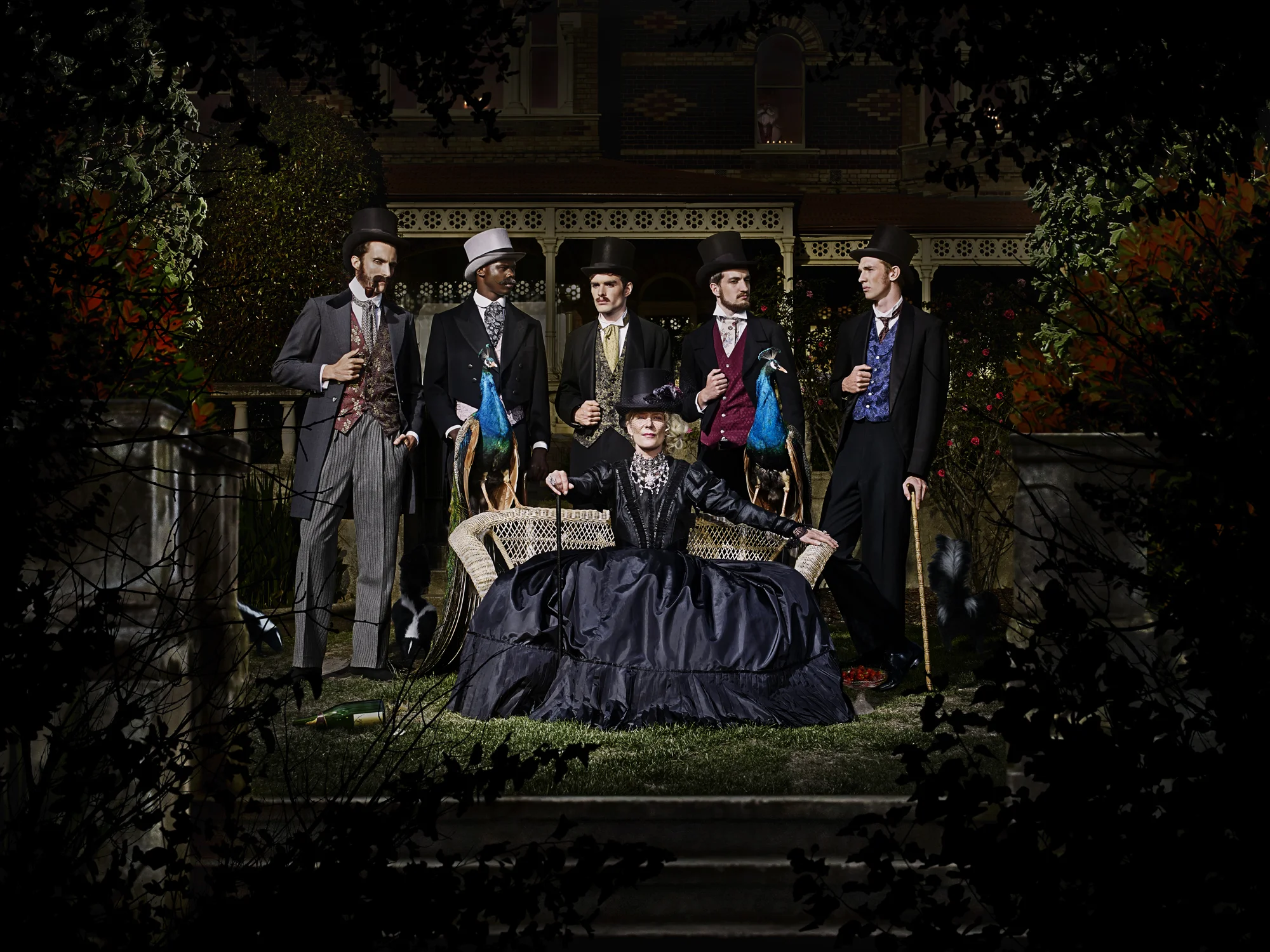 Lady Du Bennet and Male Guests