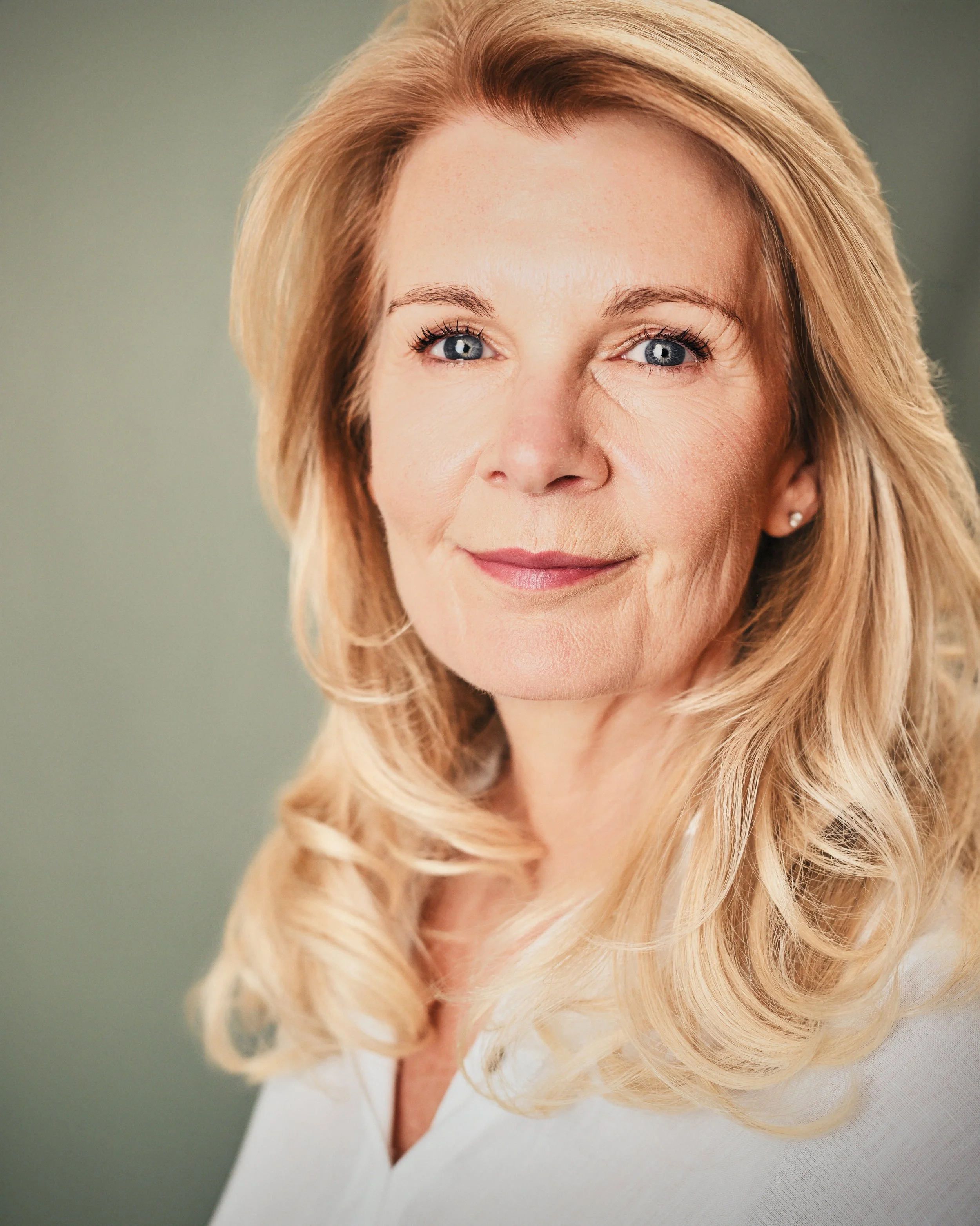 SUE KELLY
