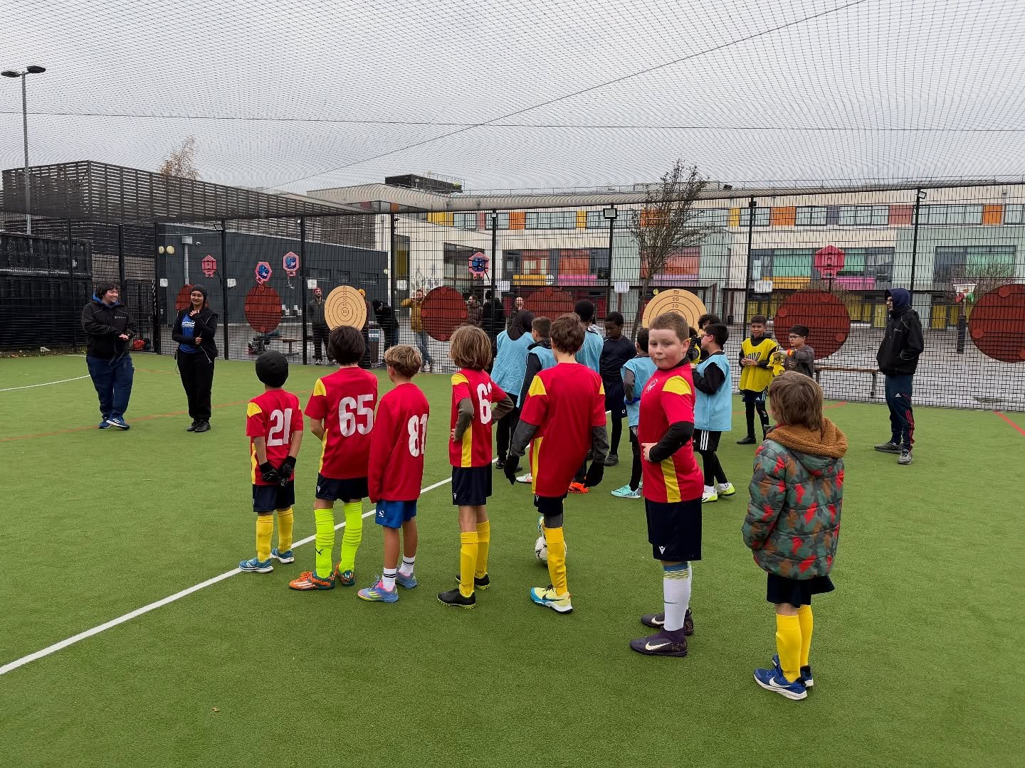 A massive shoutout to Salaam Peace for consistently giving back to their community and inspiring others along the way! We had an amazing time at the tournament last Saturday, hosted by @salaampeacesp for our development phase players. Always a pleasu