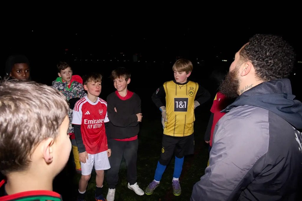 Here at Los Campos we are proud to have 22 teams ranging from the ages 5-16  playing across 3 different leagues. Fancy trialling for one of our teams? Get in contact today🙌🏽