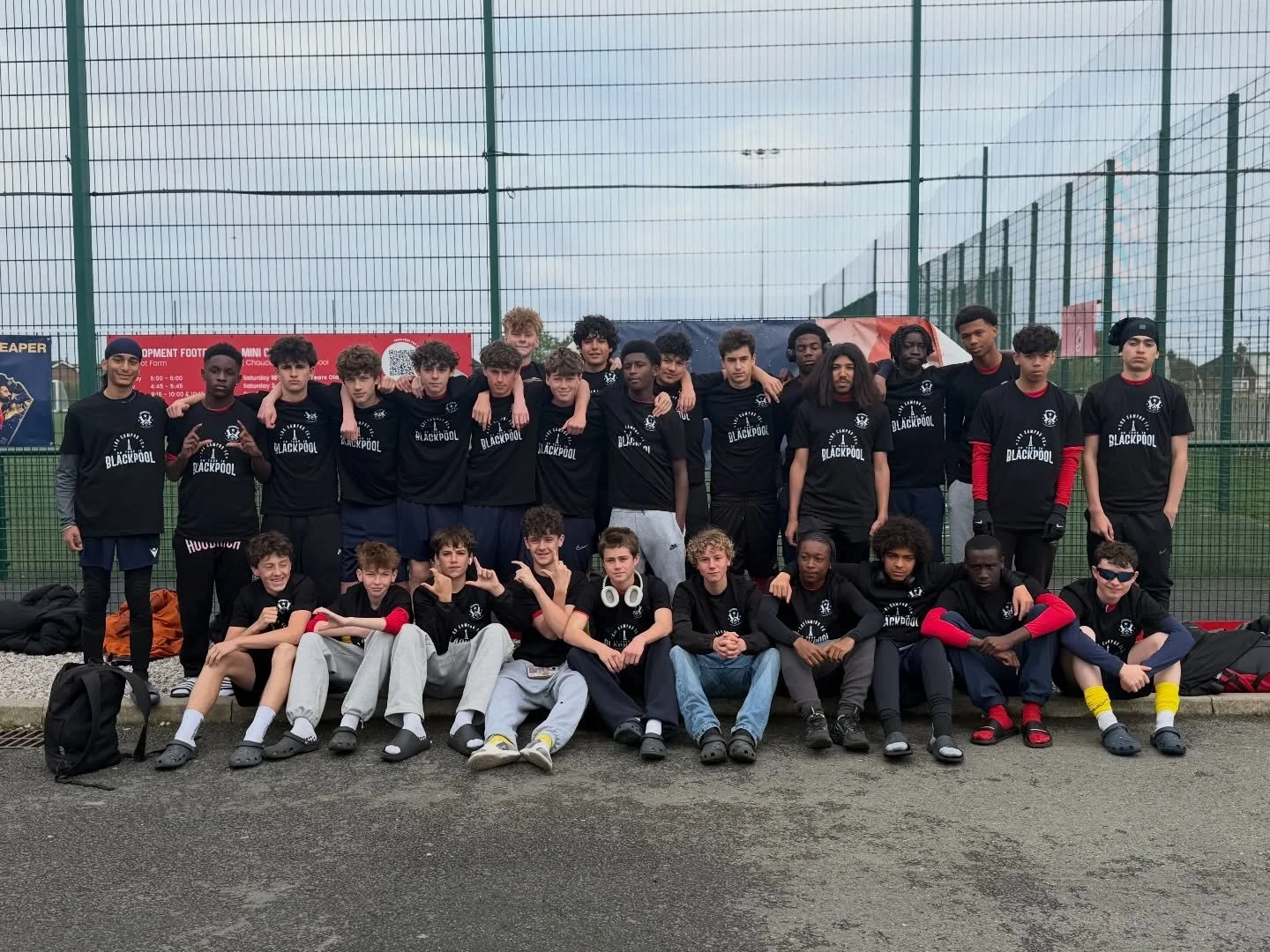Blackpool Tour 2026 💯 2xU15 and 1xU14 squad had a great bank holiday weekend. We want to thank @topsecretcomedy for giving the boys the opportunity to have such a great expirence. Huge shoutout to everyone involved from the coaches, players, parents