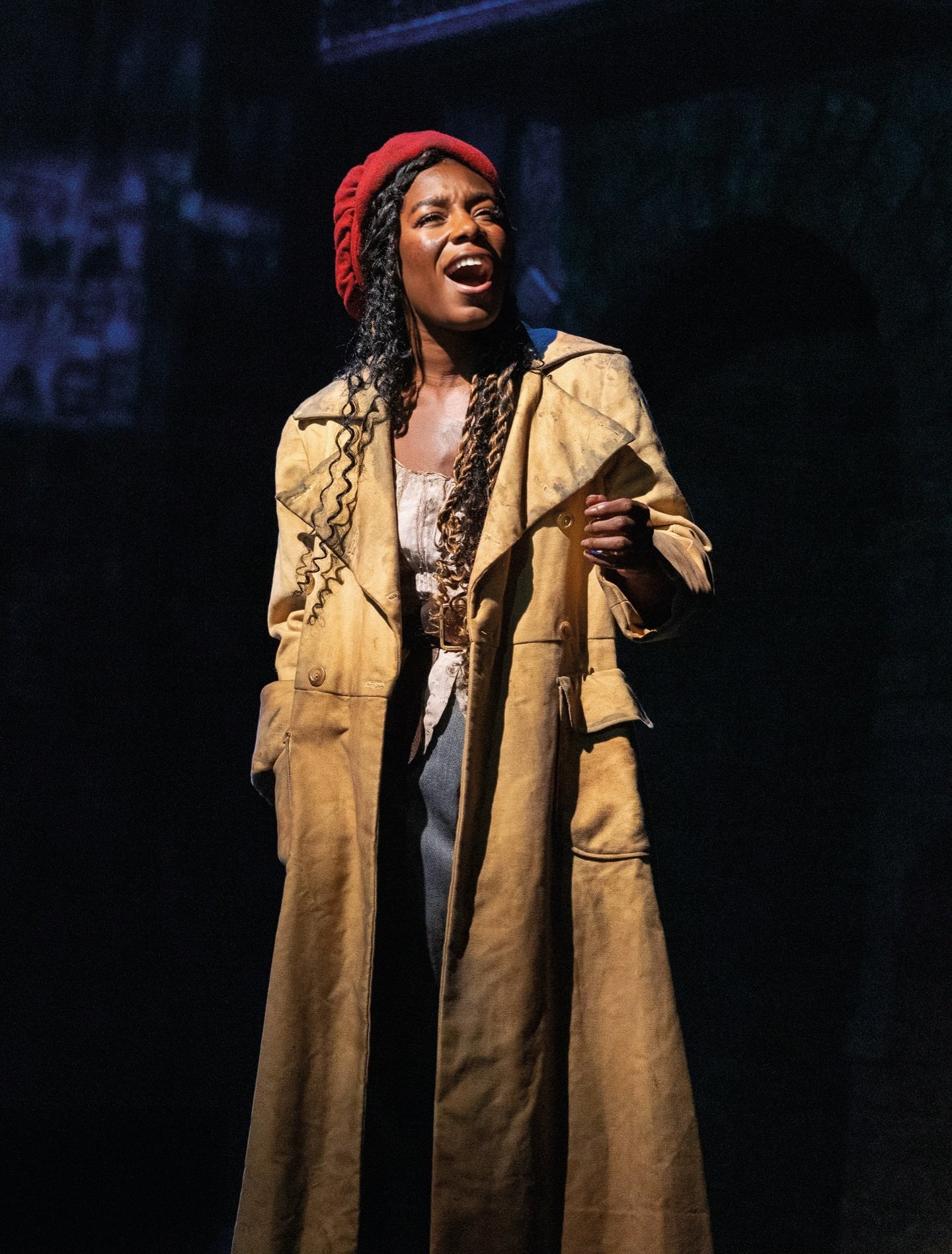 Happy 40th Birthday @lesmizofficial !! What an honour to be playing Eponine at the Sondheim Theatre tonight 🎭 with this incredible company, celebrating the legacy of the longest running musical 👏🏾! A story that stands for so much&hellip; love, God