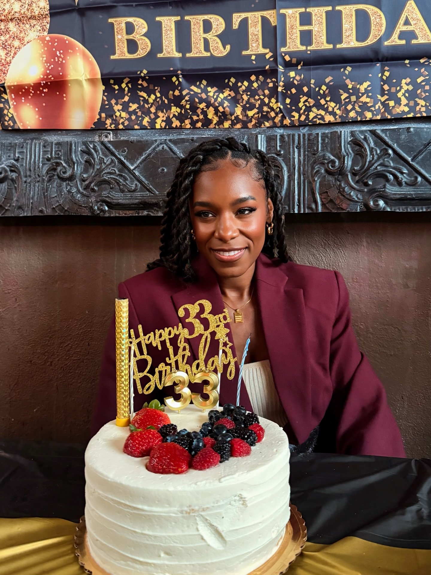 Still taking this one in 🥹
A surprise birthday lunch thrown by my husband and our friends, my heart is so full! 🎉
This past year has been different, settling into LA, finding my rhythm, missing family/friends overseas&hellip; yet feeling so deeply 