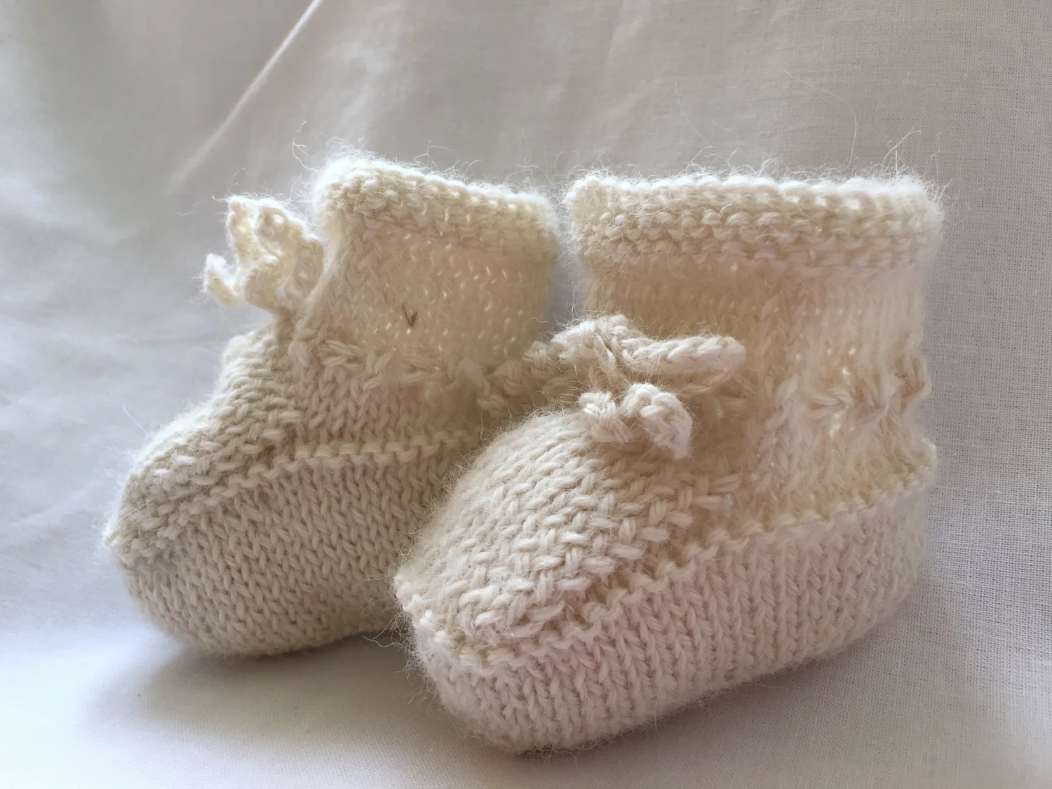 Baby Booties Hand Knitted Pure Alpaca Yarn Natural Cream Newborn, to  Months or Plus Months Age — Babyflossy Made This