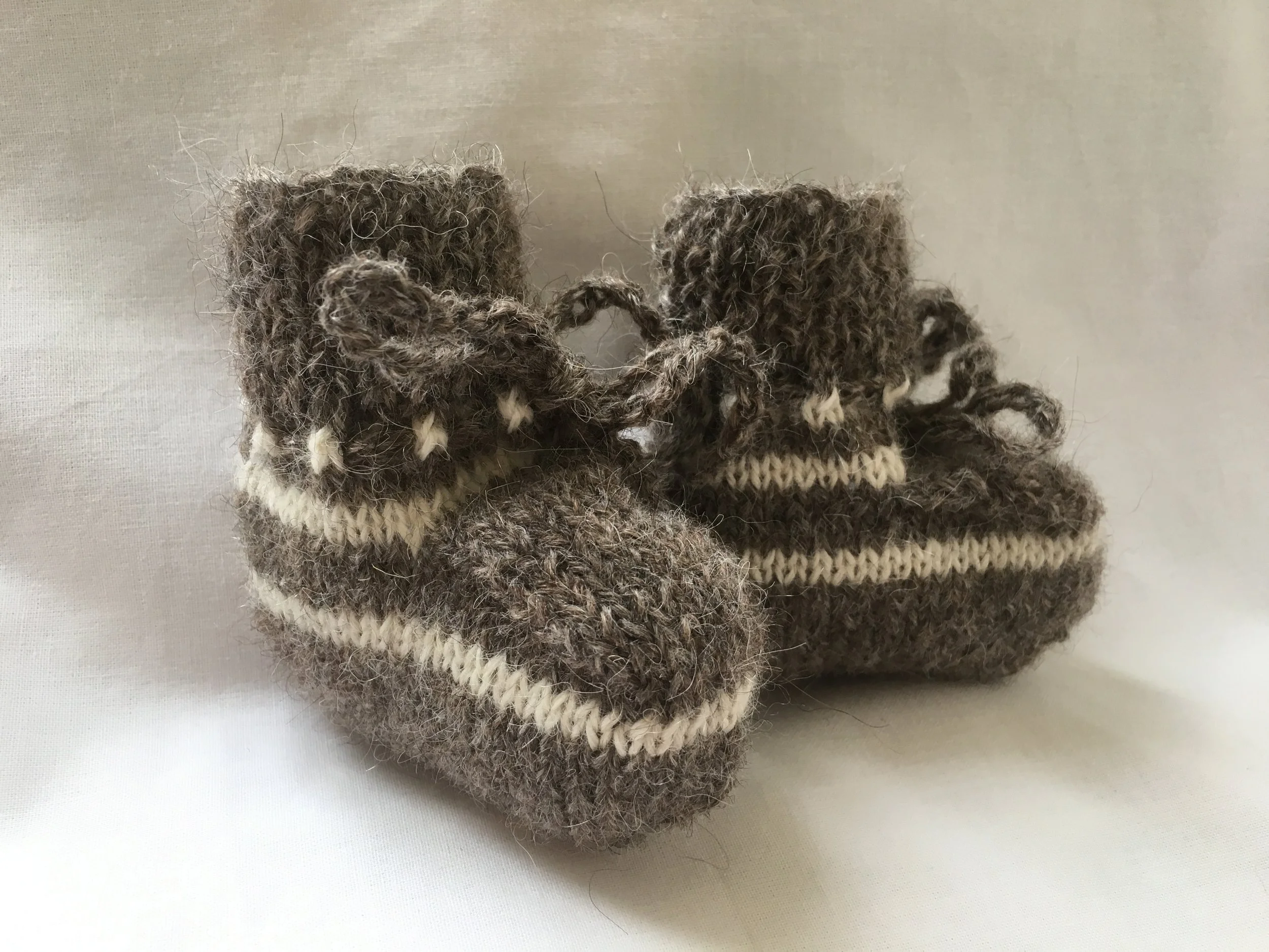 Natural Alpaca booties