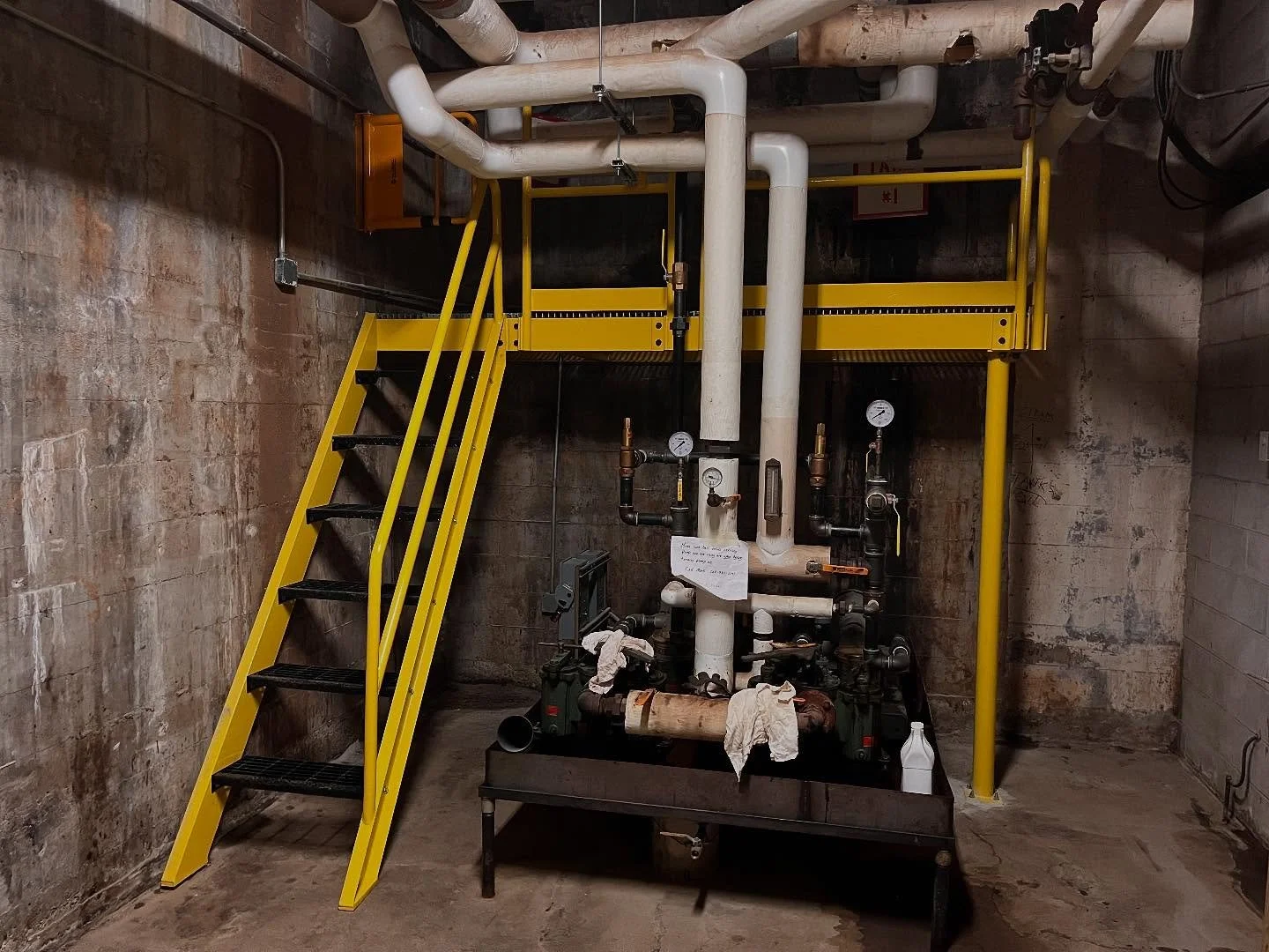 Challenge: customer needs to access 4 valves up above all the pipes regularly #designbuildinstall #olearywelding #safetyaccess #miscmetals