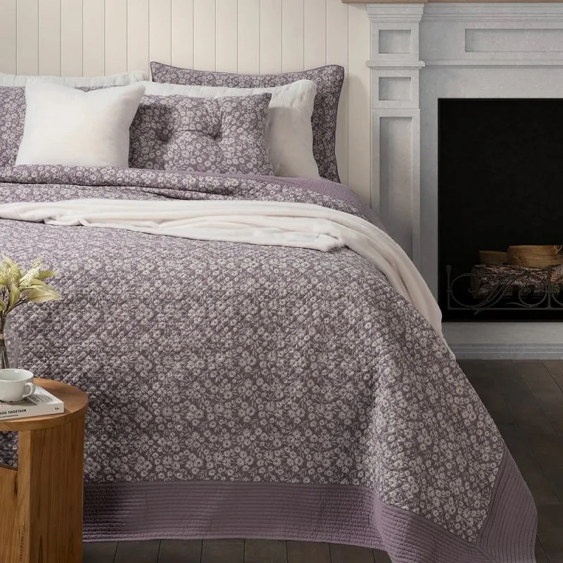 BRNL quilt Maggie lavender 1.jpg