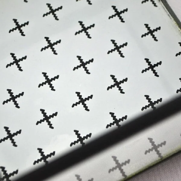 square glass display box detail