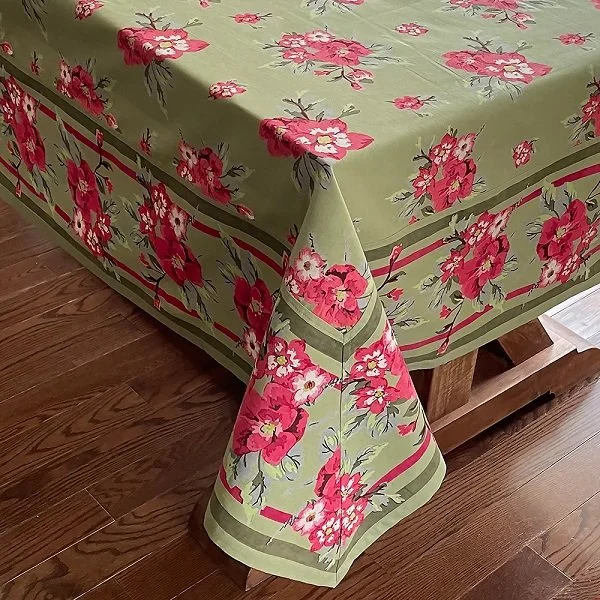 Laurel Green Cotton Tablecloth