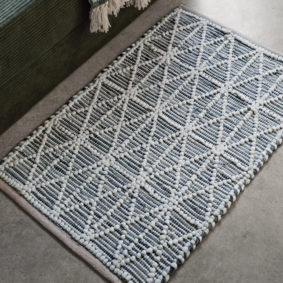 Dan rug hexa 2.jpg