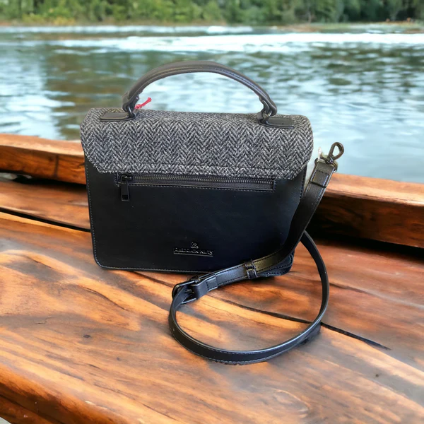 PKWC bag satchel grey 2.png
