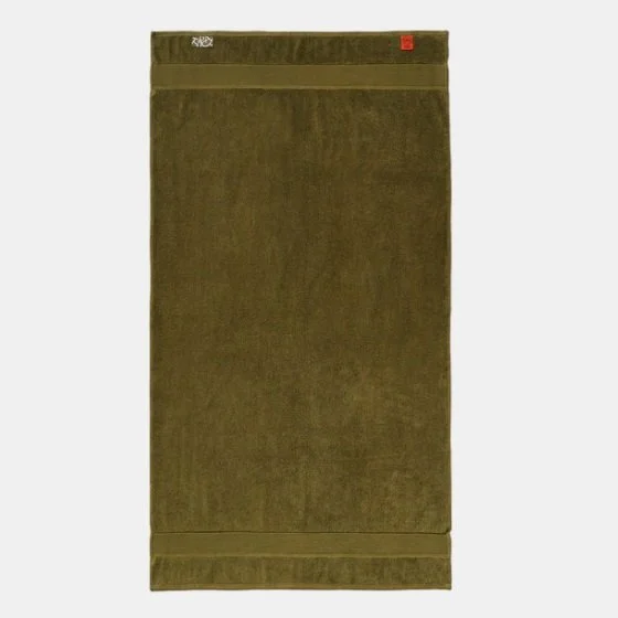 typical bath moss green 1.jpg