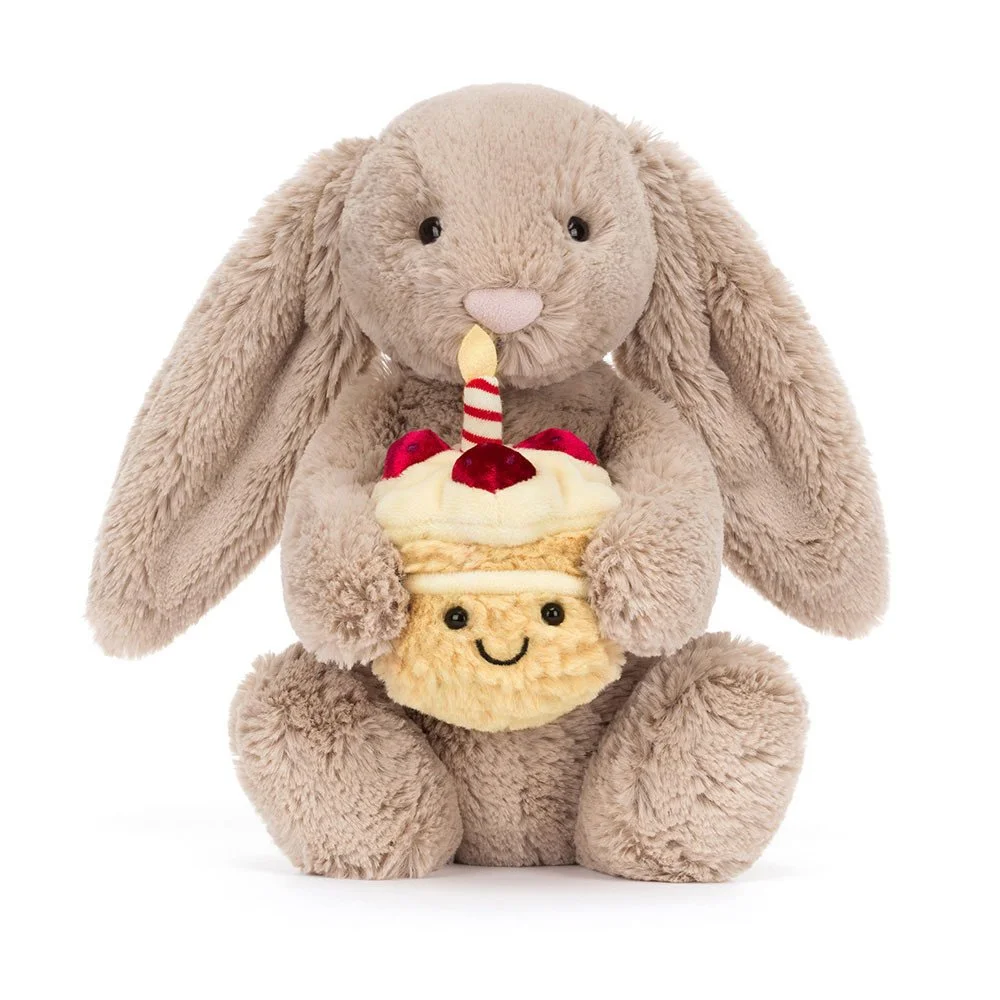Jelly Bashful beige bunny cake 5.jpg