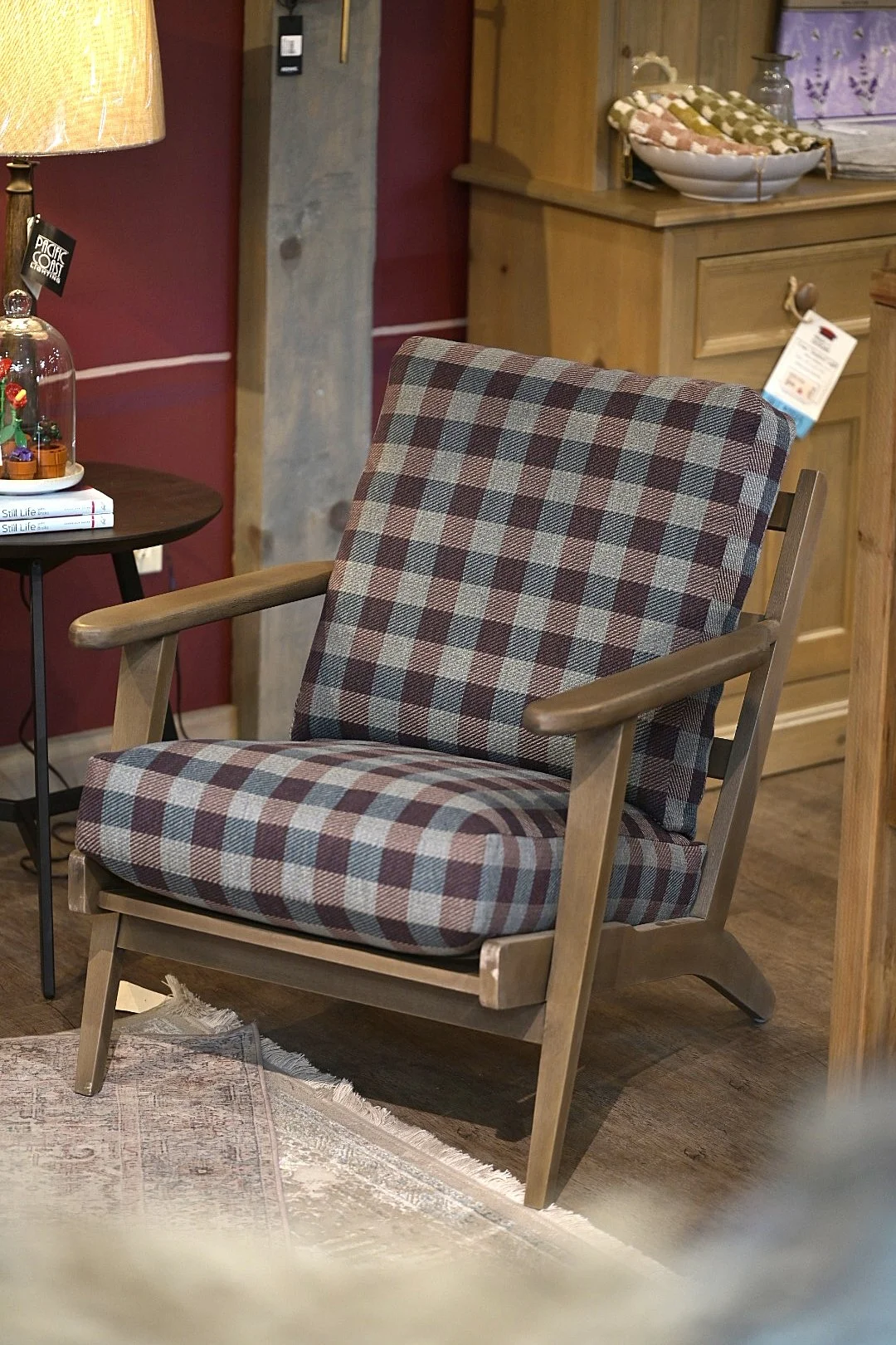 purple_plaid_chair.jpg