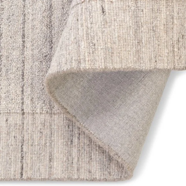 Viana rug strada wool greige 2.jpg