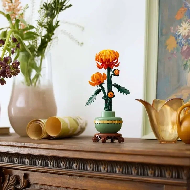 Lego botanicals Chrysanthemum 3.jpg