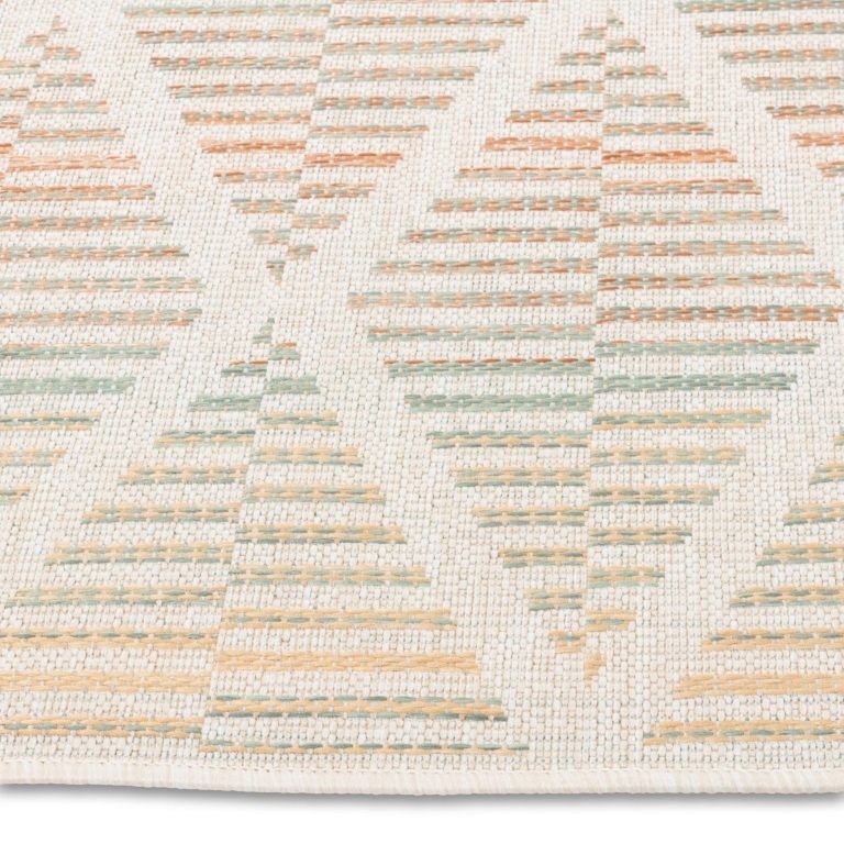 Viana rug outdoor solare diamond 3.jpg