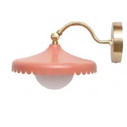 Cottage scallop wall sconce