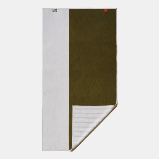 typical bath two tone moss clay 1.jpg