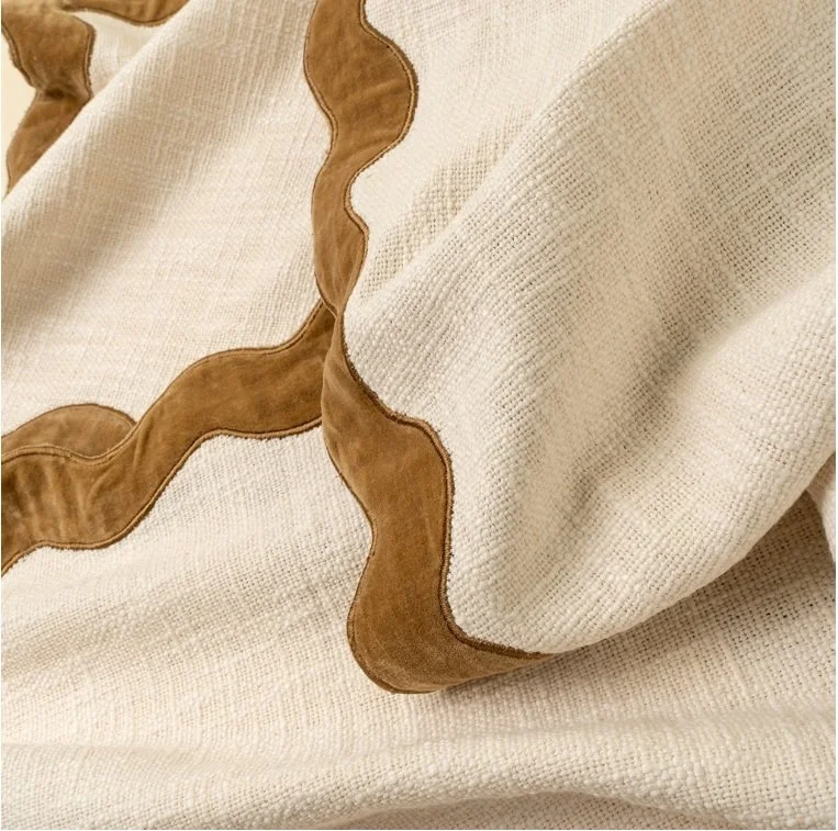 Ind runner velvet scallop gold 2..jpg