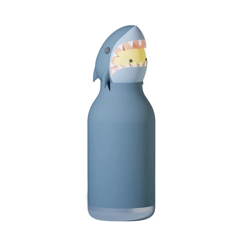 Asoubu bottle bestie shark 1.jpg