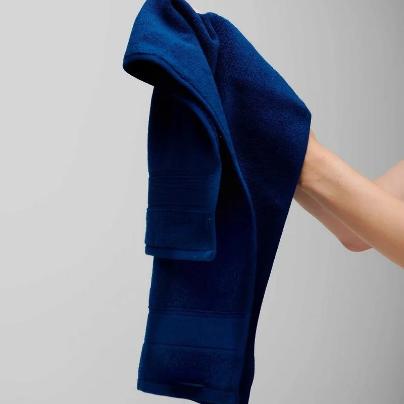 typical hand navy 1.jpg