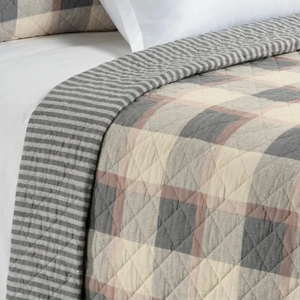 BRU quilt Germain 2.jpg