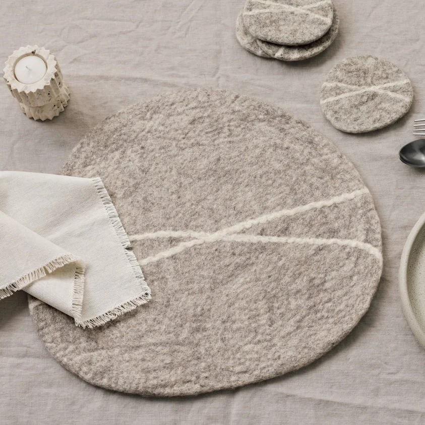 danica placemat striato flint 2.jpg