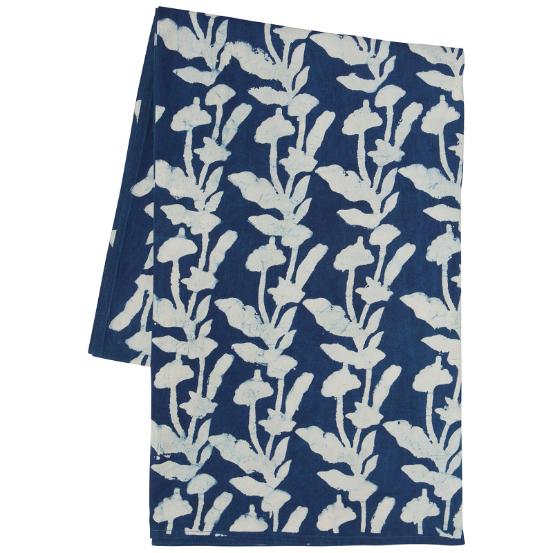 danica tablecloth flourish 2.png