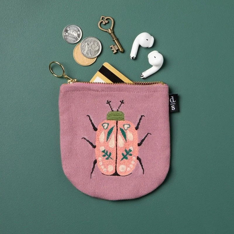Dan halfmoon pouch amulet 2.jpg