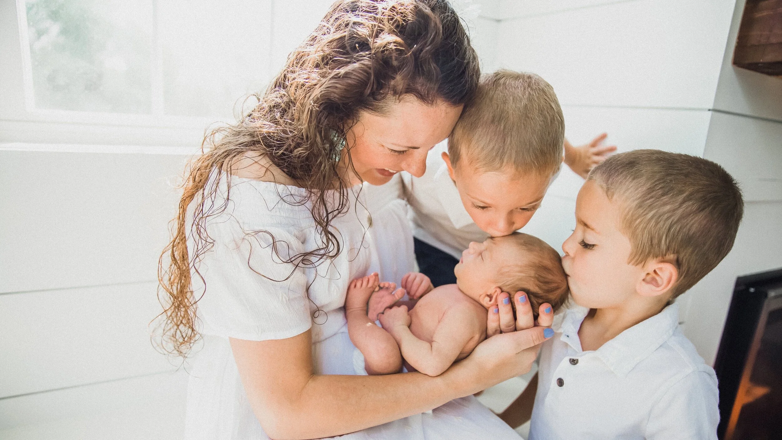 Supporting Postpartum Moms 