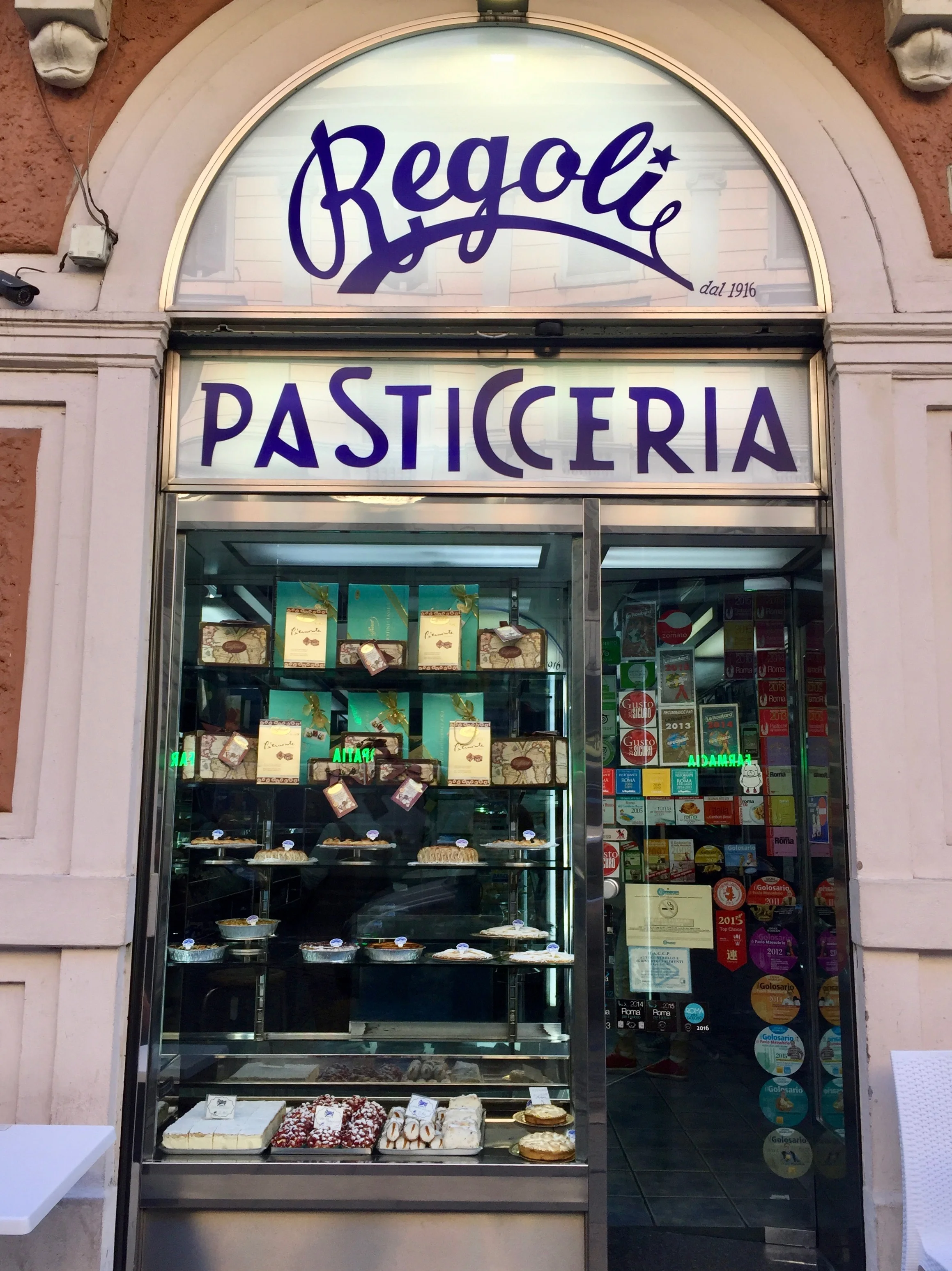 Best Pastries in Rome: Pasticceria Regoli