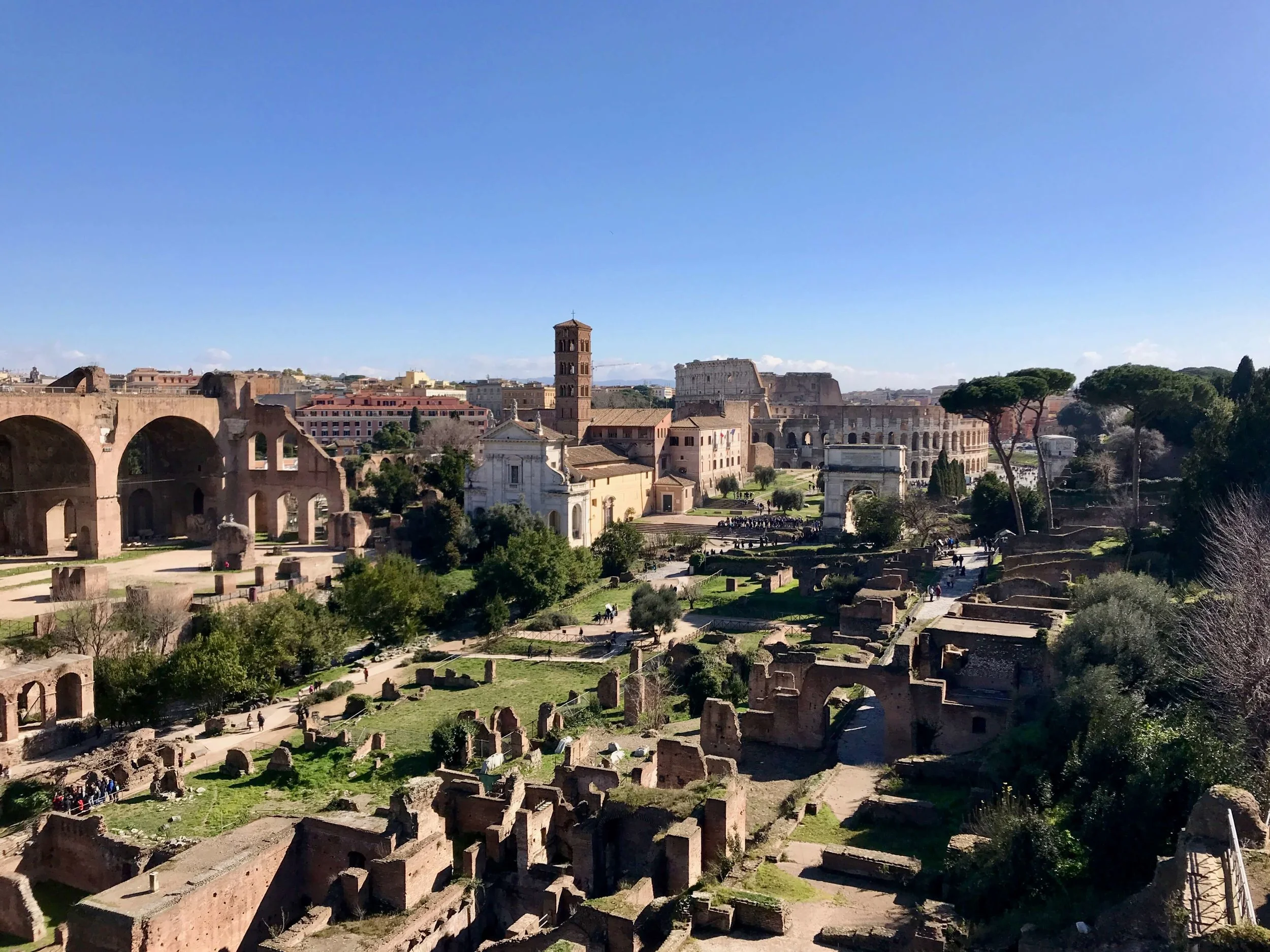 Colosseum, Palatine Hill and Roman Forum Tour with Context Travel