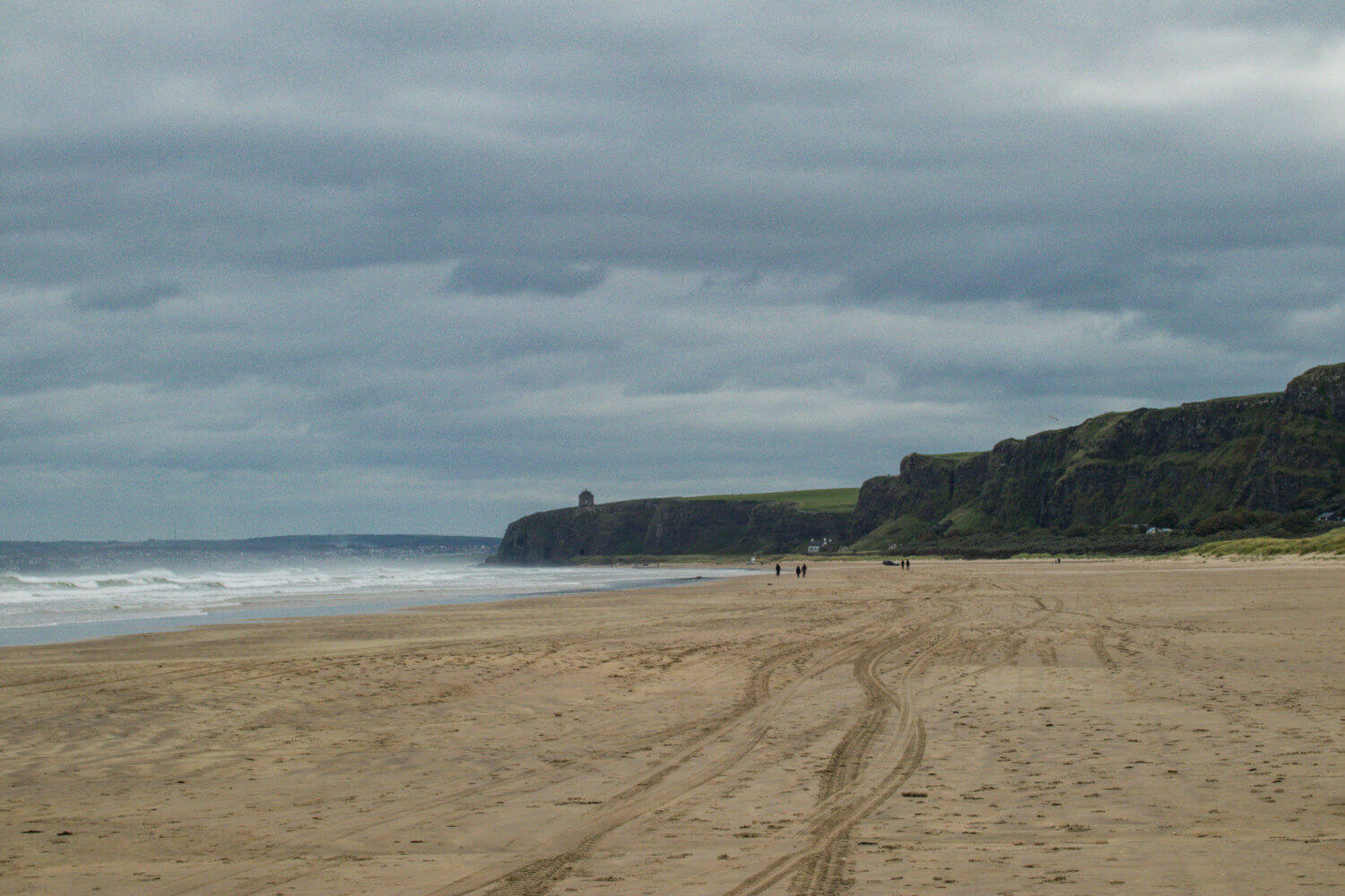 Gutsy+Girls+Ireland+Surf+-0852.jpg