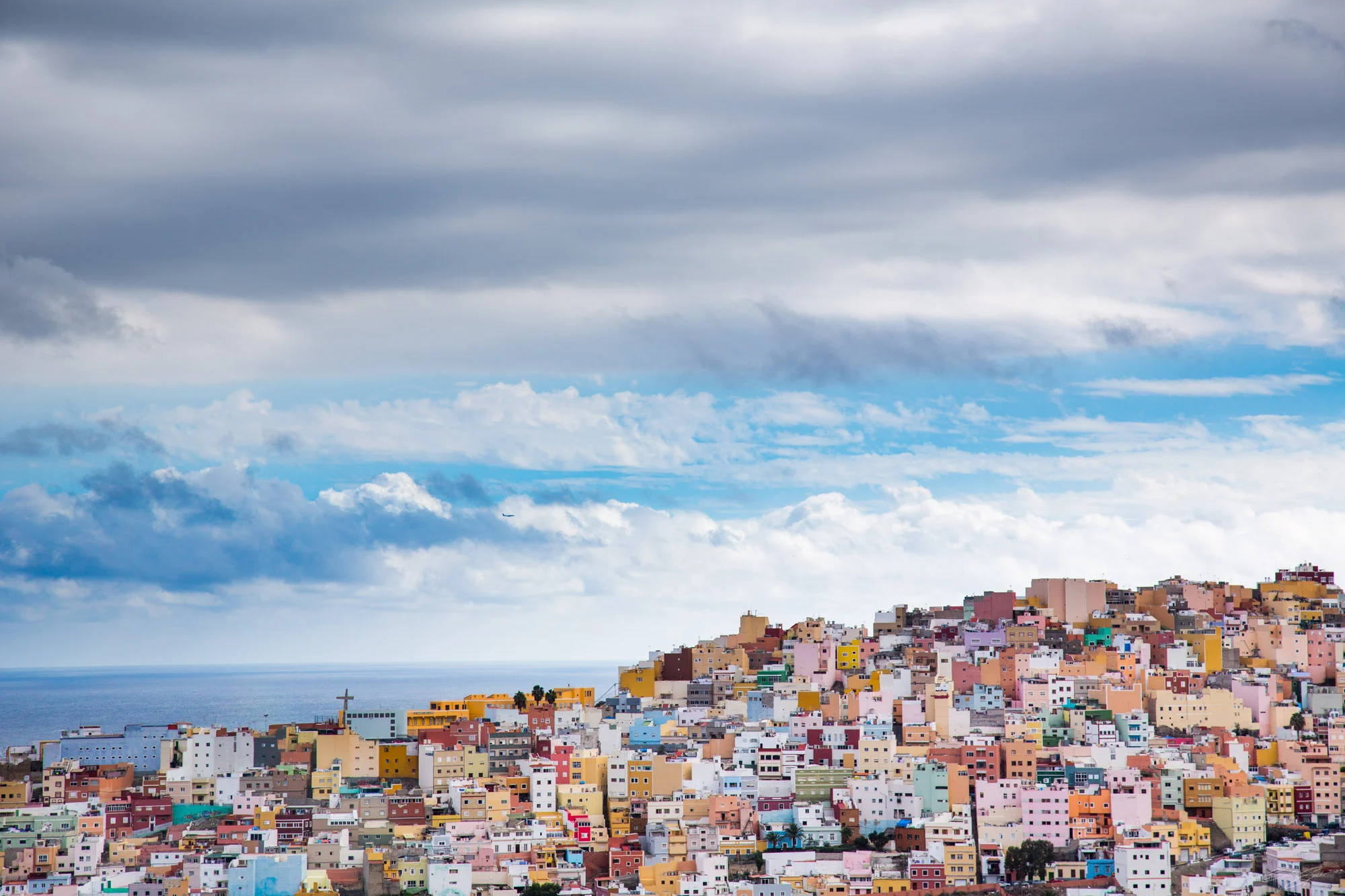 Colour Houses_IMG_0265_canaries_©Sacha_Specker.jpg