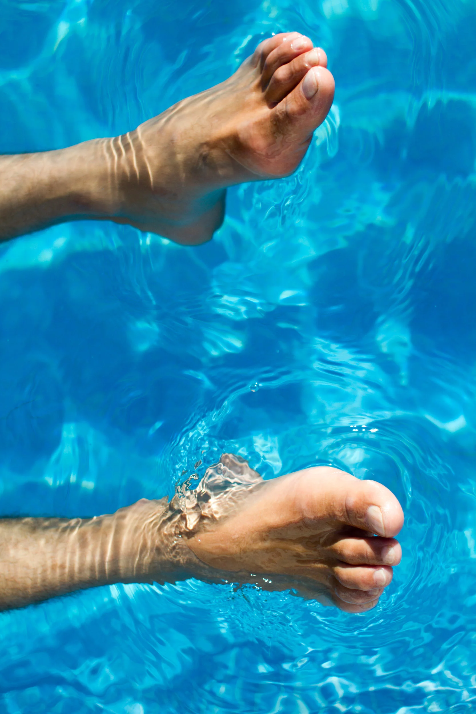 Fran_Solomon_Hurley_Pool_Shoot_MG_9935_©SPEX_.jpg