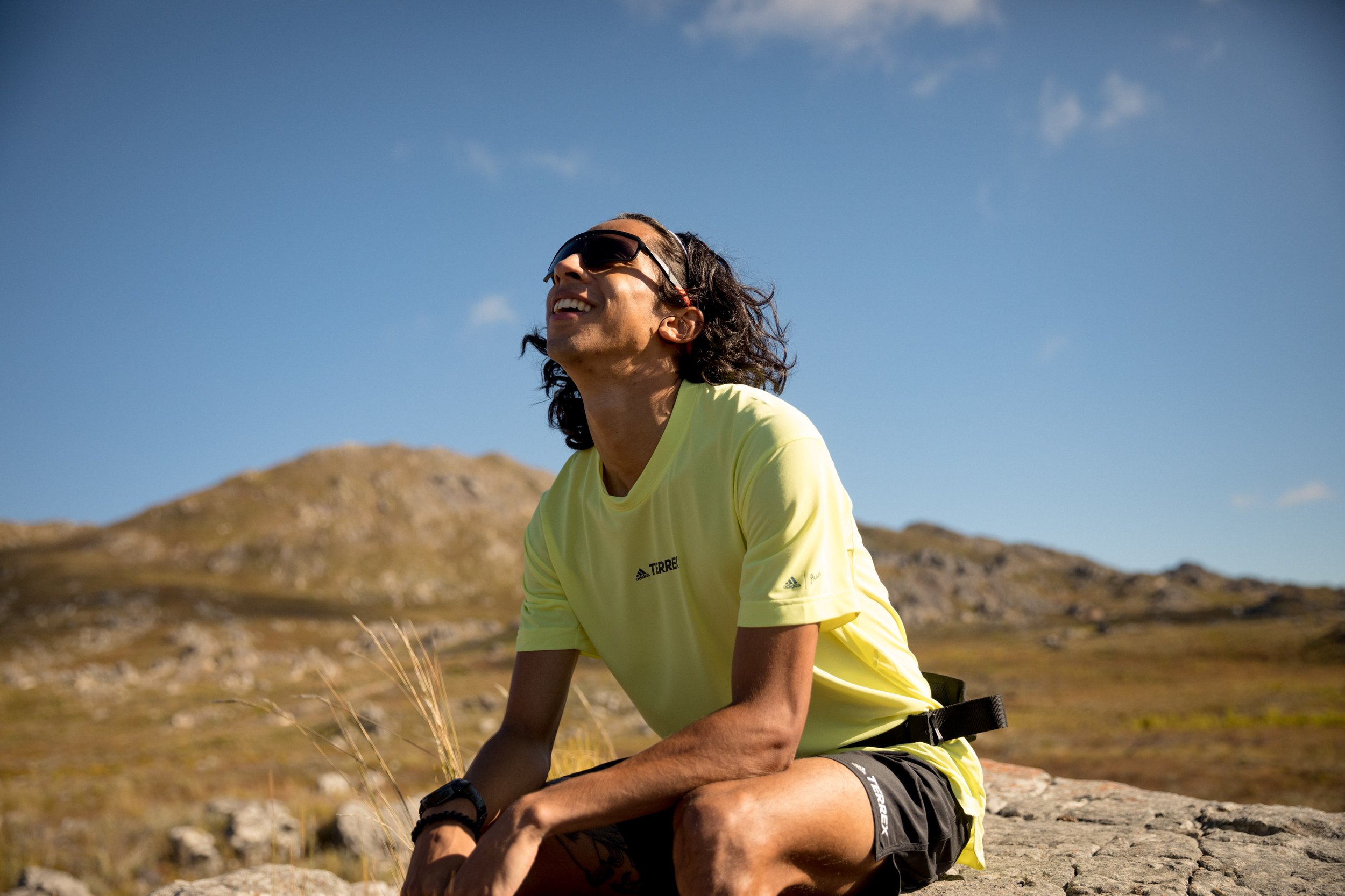 210320_Badge_FW21_SS_Outdoor_Performance_Q3_TRAIL_RUNNING_Outfit_1_Priority_Level_1_Gratification_Portrait_0086.jpg