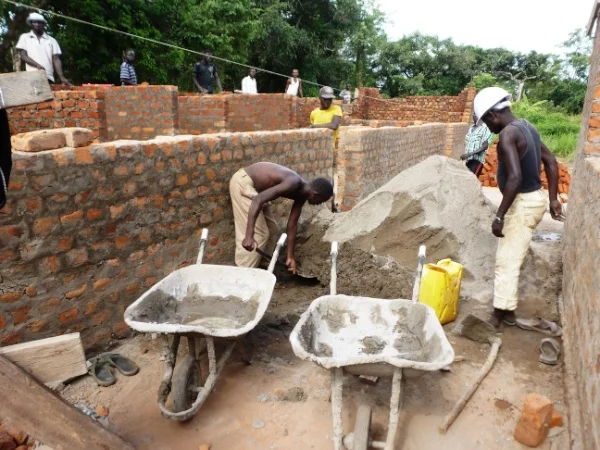 Building a new dormitory at Ibba Girls School in December 2014