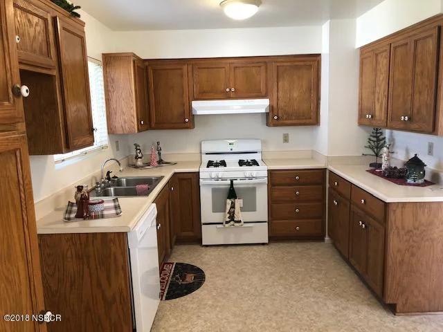 205North-7th-Street_kitchen1.jpg