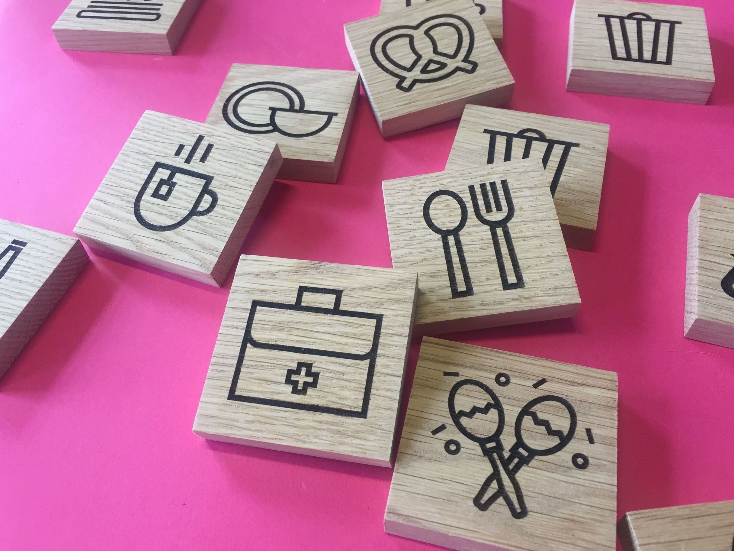 Frog Design Wooden Signs