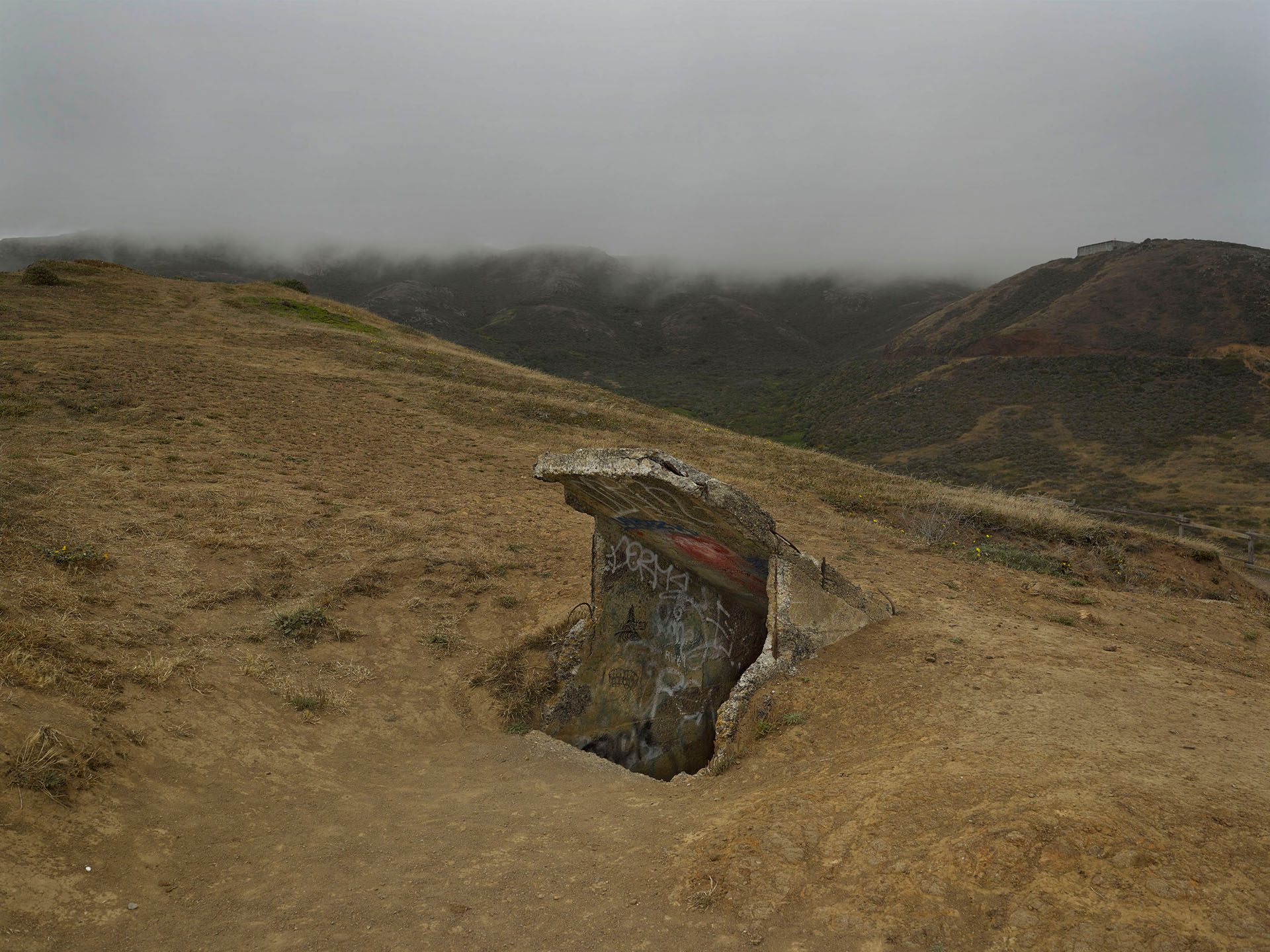 Shelter Entrance SF-88, San Francisco U.S.A, 2014
