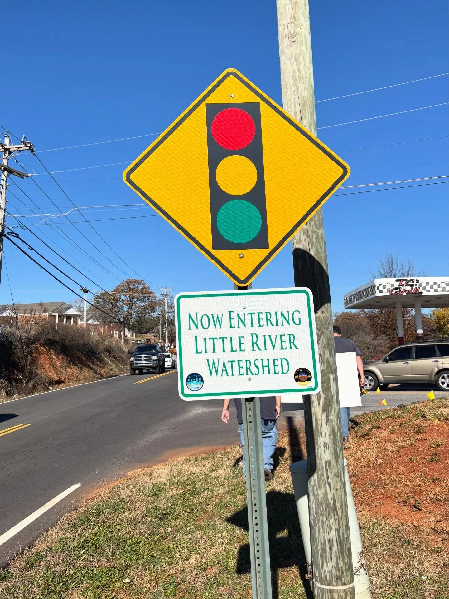 Have you seen some new signs around? Thanks to the Blount County Highway Department, we have three new signs along our Blount County roadways welcoming motorists into the Little River Watershed! 

These signs provide important education as to what th