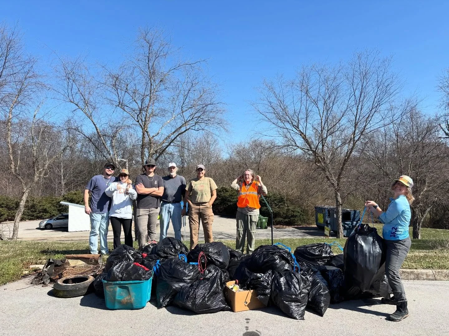 Our first tributary clean up of 2026 was a success! 
The weather cleared just in time and we collected 450 POUNDS OF LITTER! 🗑️💪great job and a hefty thank you to the fabulous group of volunteers we had to show out. 

Stay tuned for more volunteer 
