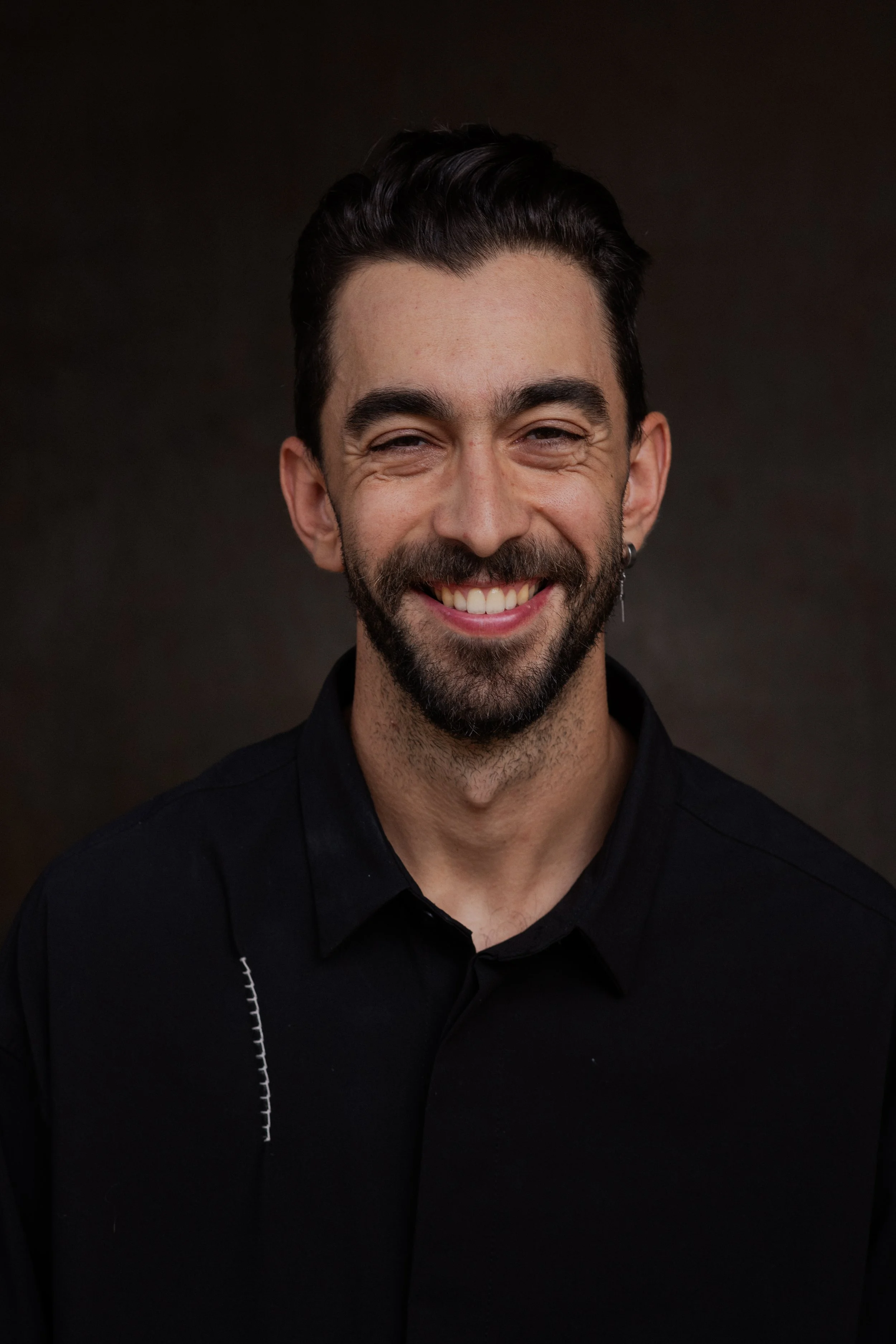 OMAR_MUNOZ_HEADSHOT_9.jpg