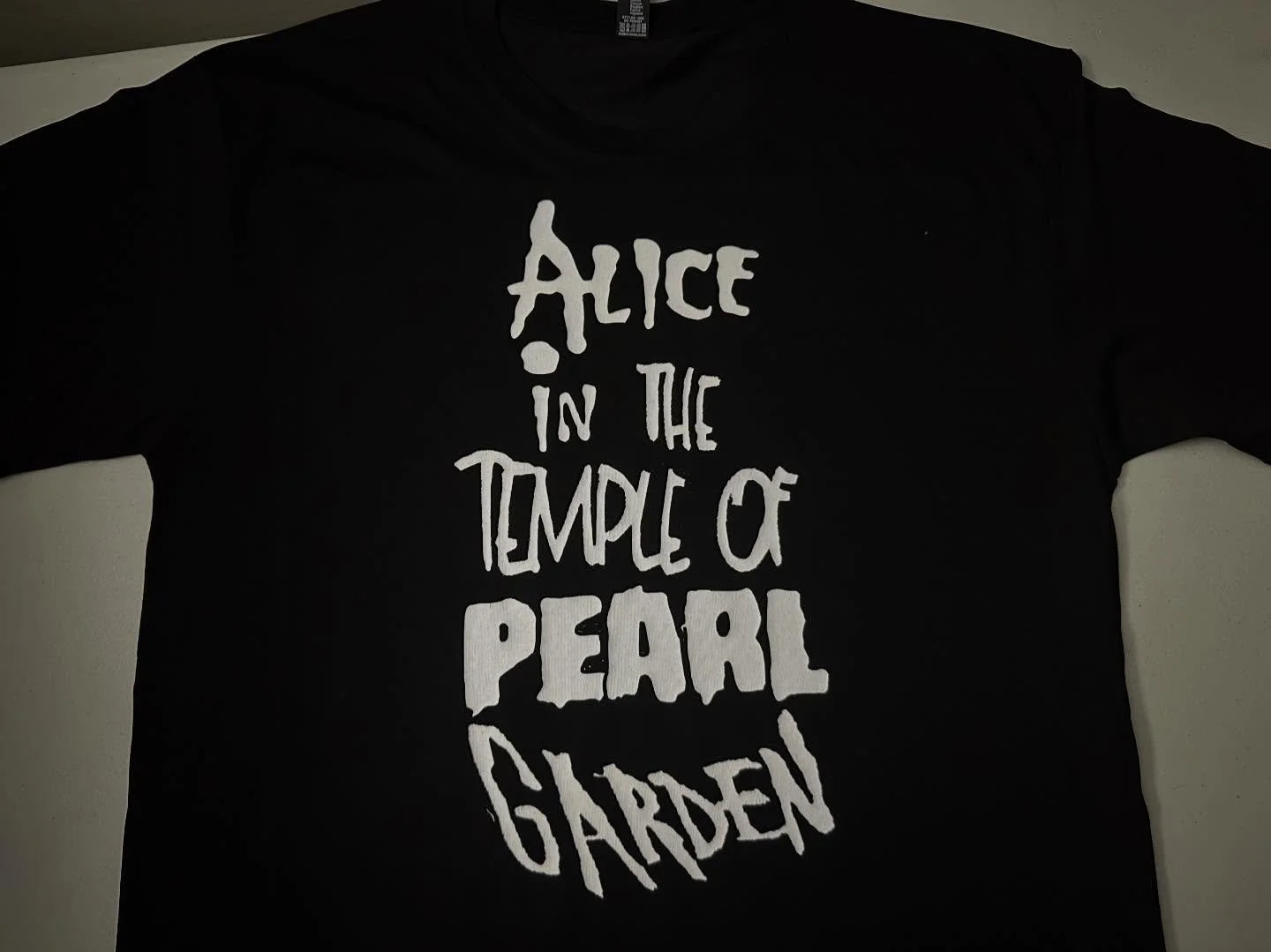 Alice In The Temple Of Pearl Garden 
Black Short Sleeve Tee
2025 Version 
.
#aliceinchains #templeofthedog #pearljam #soundgarden